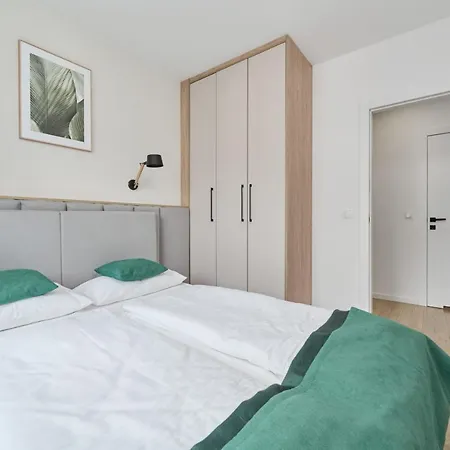 Stylish Na Grobli With Balcony By Renters Wroclaw