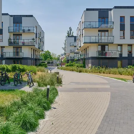 Apartment Stylish Na Grobli With Balcony By Renters Wroclaw
