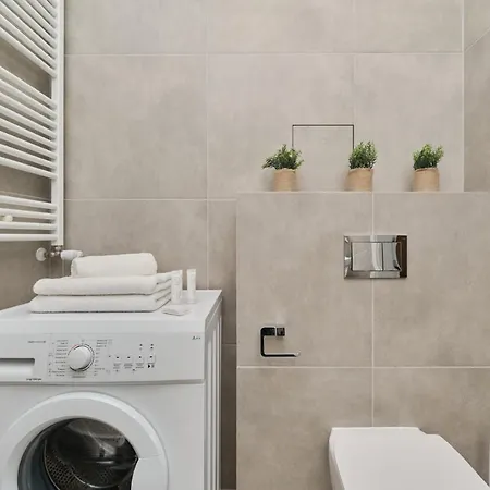Stylish Na Grobli With Balcony By Renters * Wroclaw